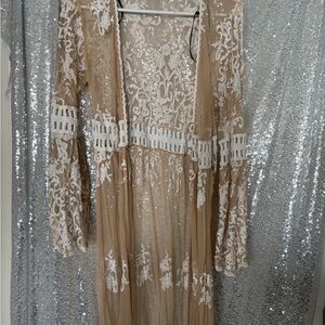 Elegant Lace Kimono Cardigan